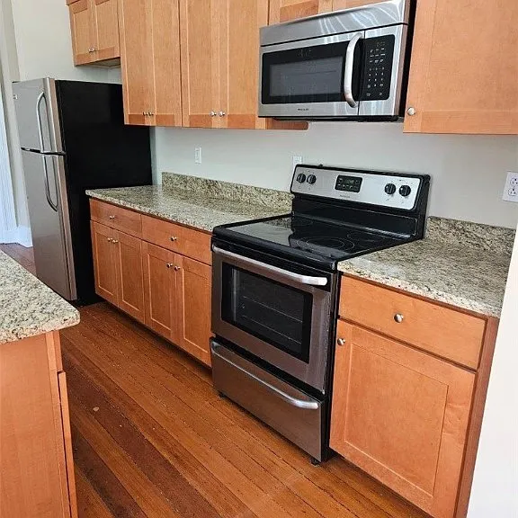 1144 W Grace St #108 — Photo 15