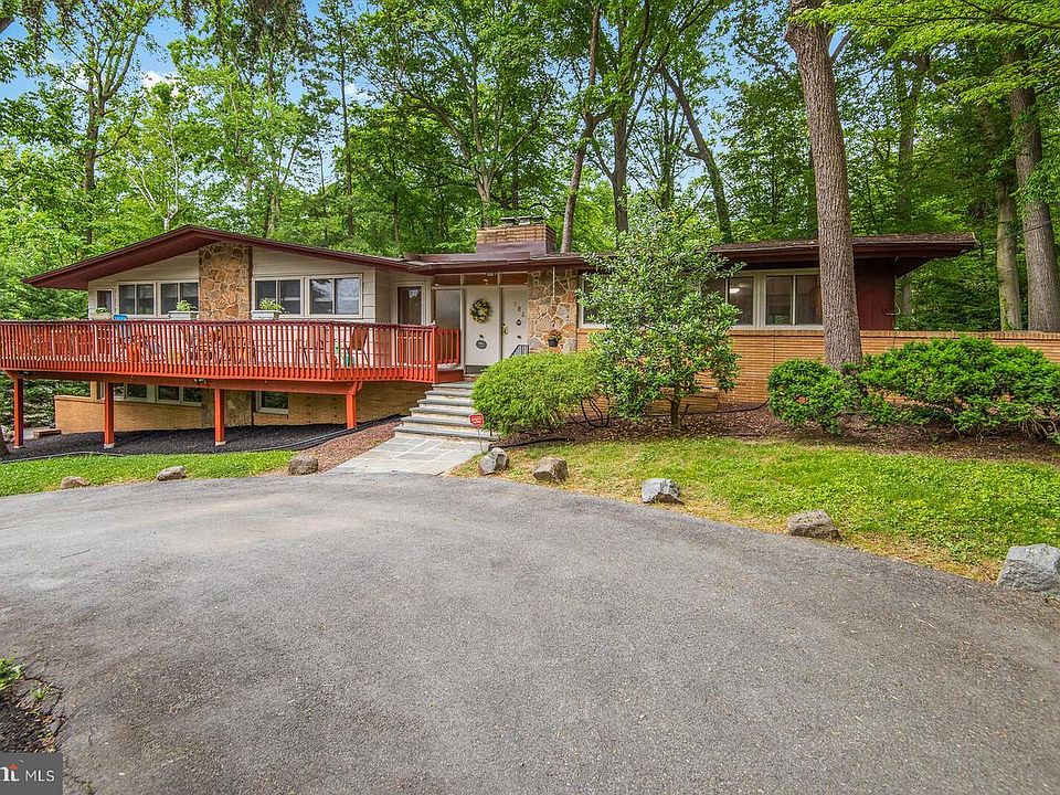 1st image of 1 Pauls Ln