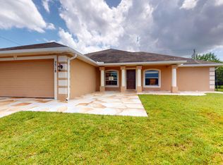 2518 SW Fair Isle Rd, Port Saint Lucie, FL 34987
