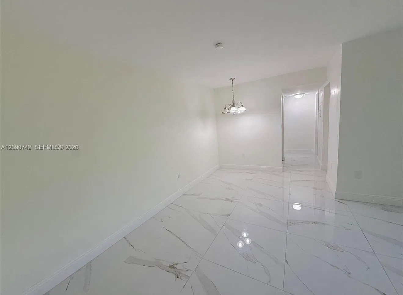 2 bed, 700 sqft, $2,650 — Photo 2