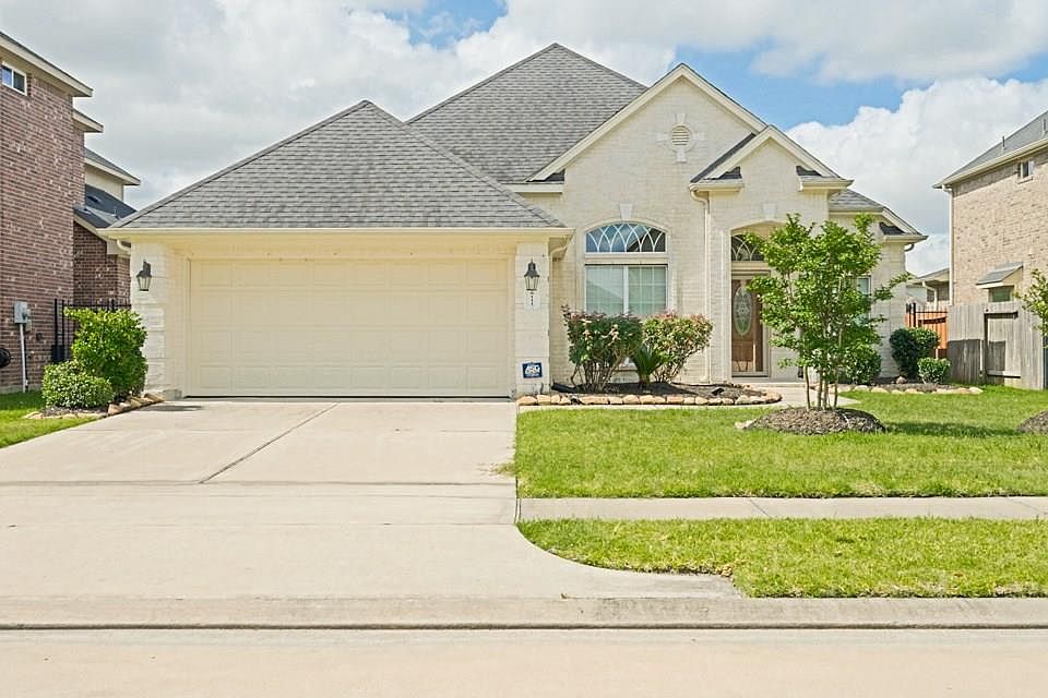 1st image of 18111 Obelisk Bay Dr