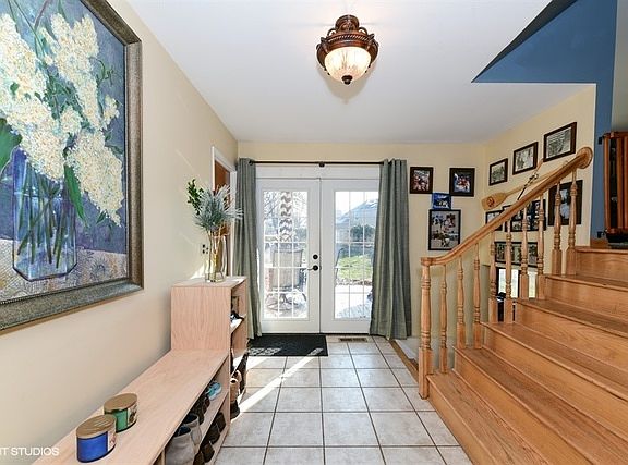 2nd image of 3317 Woodridge Dr