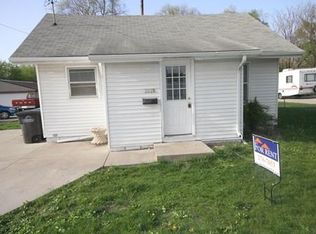 2228 Elizabeth Ave, Des Moines, IA 50317