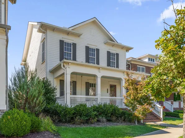 917 Dauphine St, Nashville, TN 37221