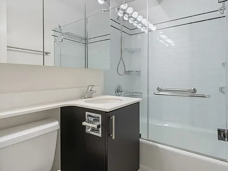 240 E 76th St #10M — Photo 9