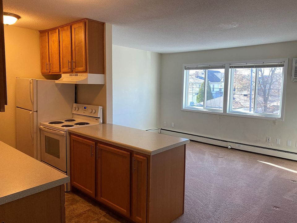 1st image of 2600 Bryant Ave S APT 302