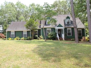 1329 Pebble Dr, Graham, NC 27253