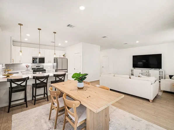 22303 Hawberry Blossom Ln, Tomball, TX 77377