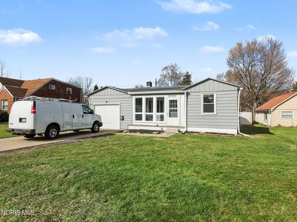 5845 Douglas Rd, Toledo, OH 43613