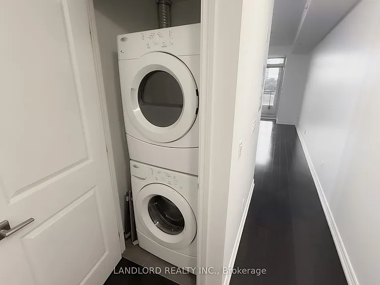 23 Glebe Rd W #521 — Photo 16