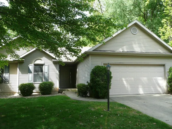 13771 Woods Trl, Granger, IN 46530