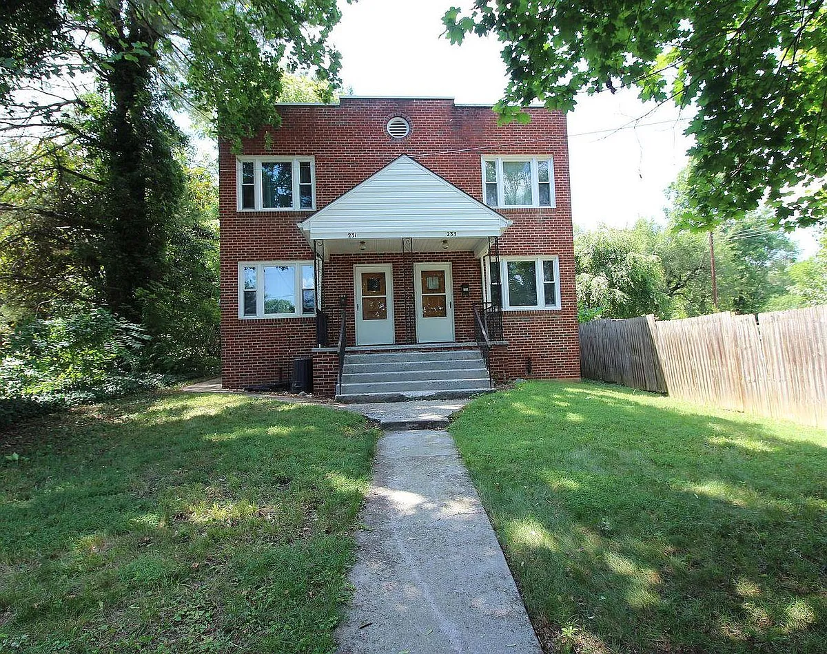 Building Photo - 231 N Muhlenberg St