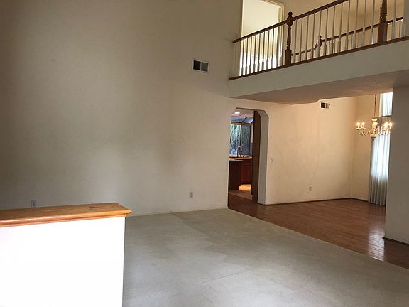 3rd image of 14250 Village Park Pl