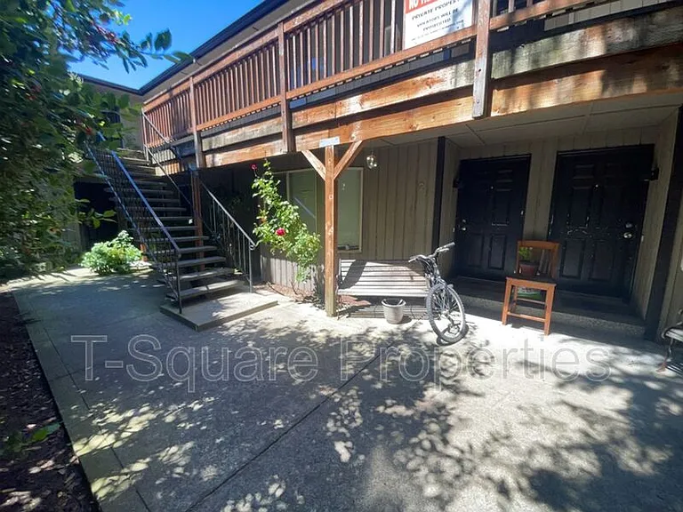 7125 Rainier Dr #4 — Photo 10