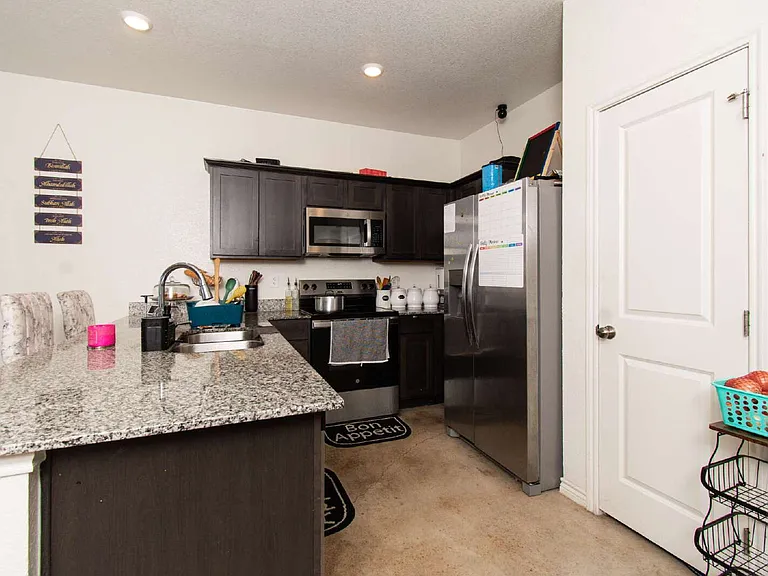 1258 Lehmann Dr #A — Photo 6