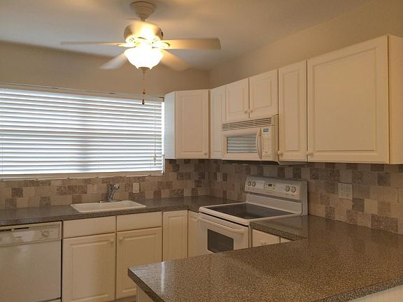 2nd image of 2748 NE 28th Ave APT 3