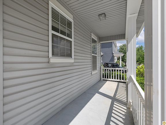 4th image of 3958 S 190th St