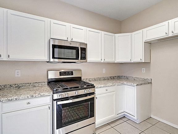 5th image of 5142 Levy Ct NW