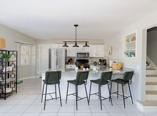 3011 S Country Club Way, Tempe, AZ 85282