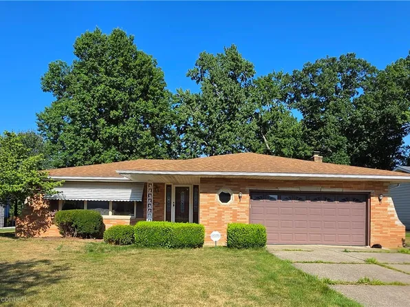 6413 Gale Dr, Seven Hills, OH 44131