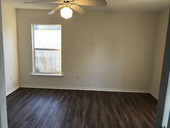 5th image of 607 Gazelle Dr