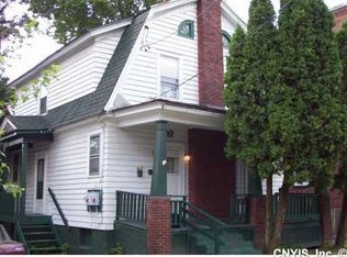 106 Oak Pl, Syracuse, NY