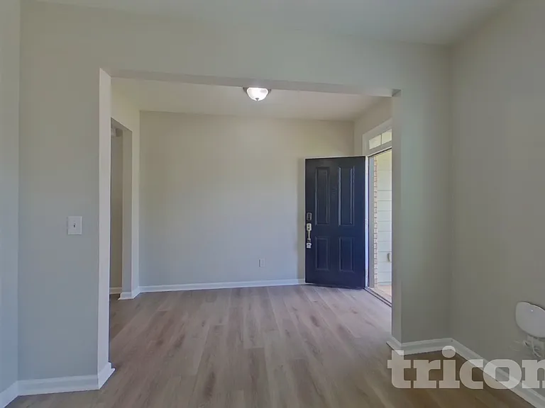 438 Lake Ridge Ln — Photo 21