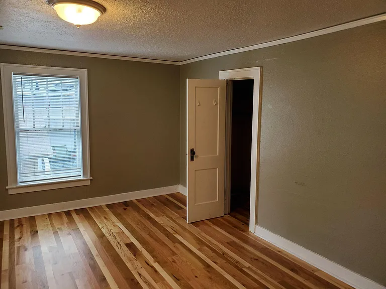 1621 Fairchild Ave #2 — Photo 2