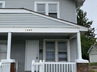 1587 Mooberry St, Columbus, OH 43205