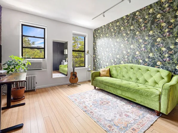 334 E 5th St APT 5W, Manhattan, NY 10003