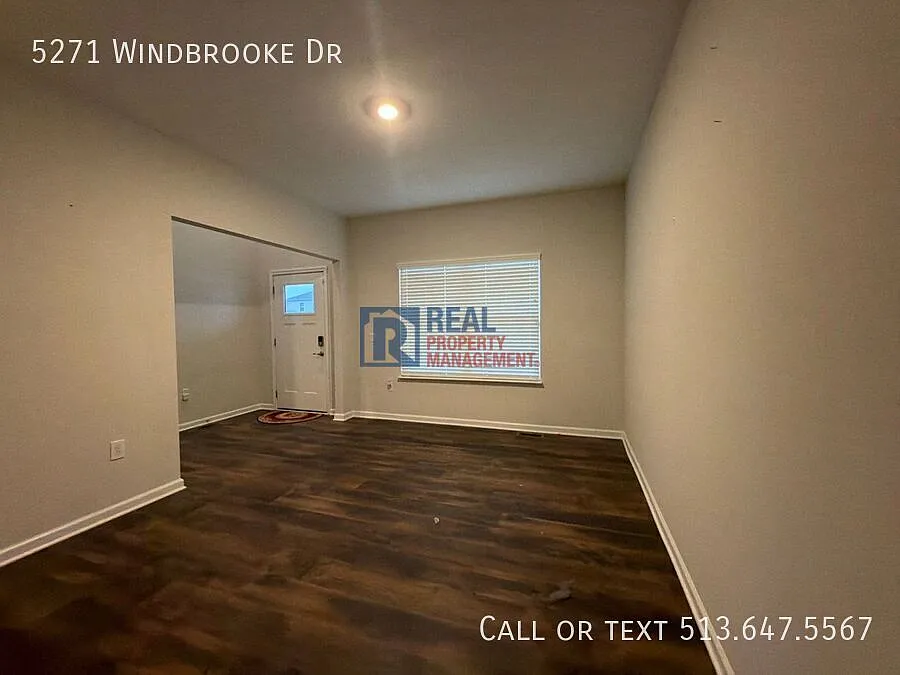 Beautiful Modern 4 BR 3.5 BA Home — Photo 4