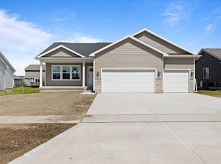 1322 NW 27th St, Ankeny, IA 50023