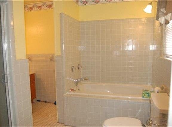 5th image of 1743 S Avenue O