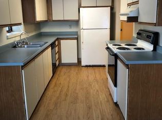 852 Banks Ave, Fairbanks, AK 99701