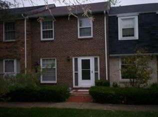 496 Pamlico St, Columbus, OH 43228