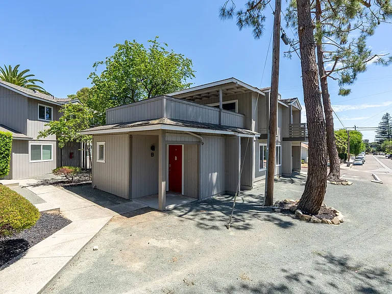 Apartments close to Cal Poly SLO — Photo 18
