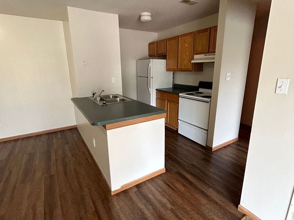 201-215 Hyler Dr #201-12