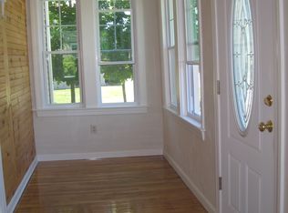 14 Ivernia Rd, Worcester, MA 01606