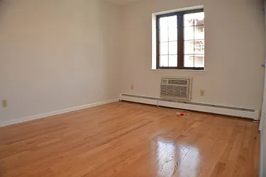 Rented by NY Space Finders Inc.