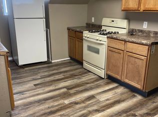 610 2nd St SE #1, Willmar, MN 56201