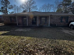 30 Sinclair St, Lucedale, MS 39452