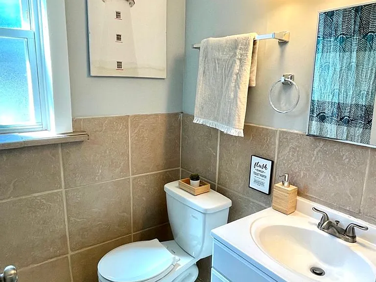4568 Flad Ave #2E — Photo 8