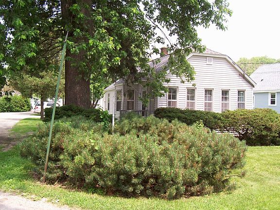 2nd image of 23022 W Lake Shore Dr