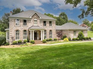 17149 Surrey View Dr, Chesterfield, MO 63005
