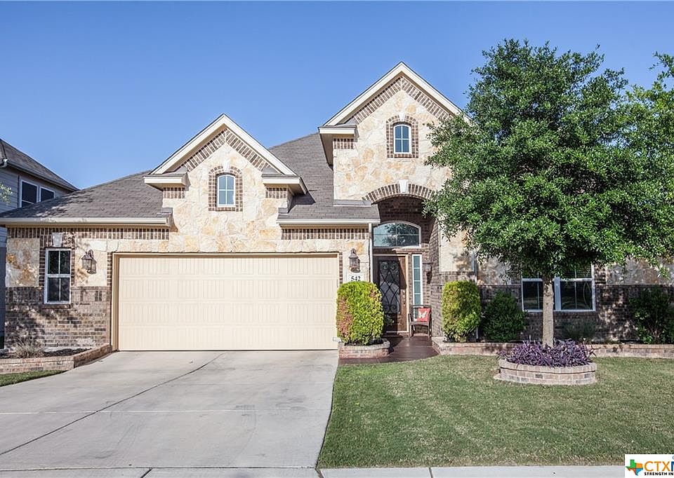 1st image of 542 Oakmont Way