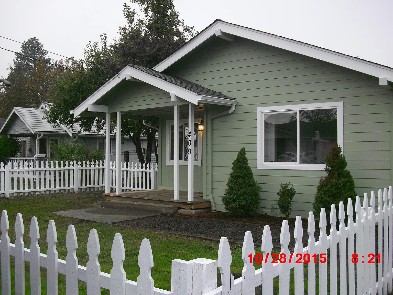 409 23rd Ave SE photo 1