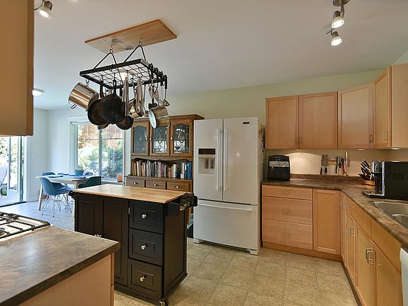4th image of 6340 Williams Pl