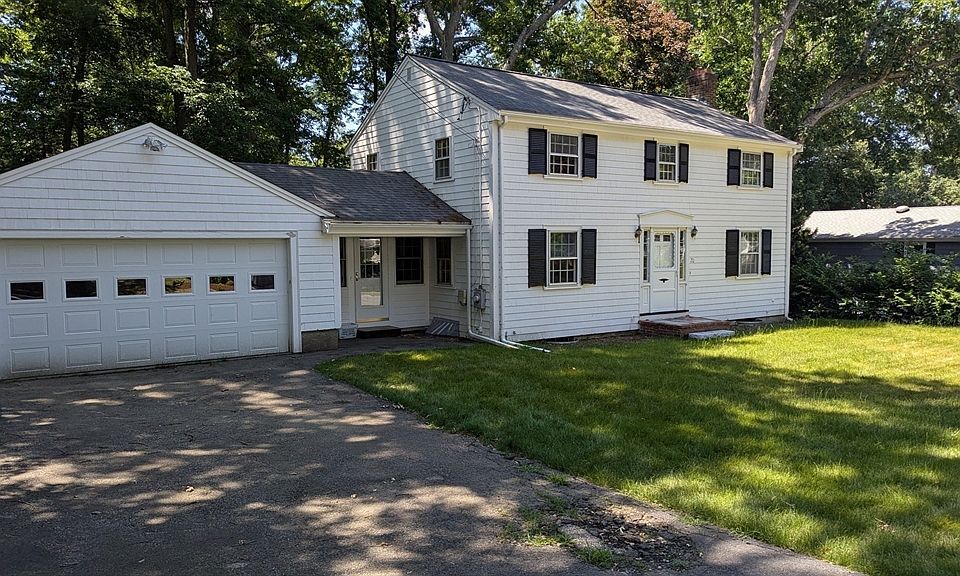 1st image of 20 Colonial Rd