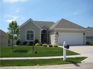 9908 N Hawthorne Ave, Kansas City, MO 64157