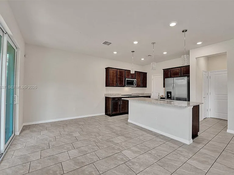4764 Eucalyptus Dr — Photo 14